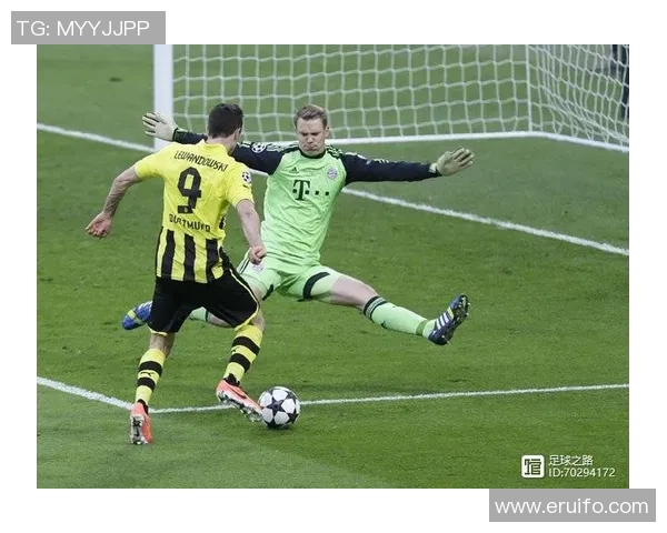 诺伊尔：从门线到传奇的足球之路与不屈精神的完美结合